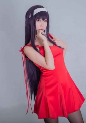 奥迪q5是国产的吗_超清全集免费播放